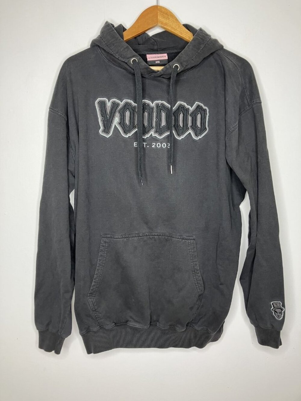 Voodoo Doughnut Hoodie Men's XXL Faded Black Pullover Sweatshirt EST 2003 Cotton